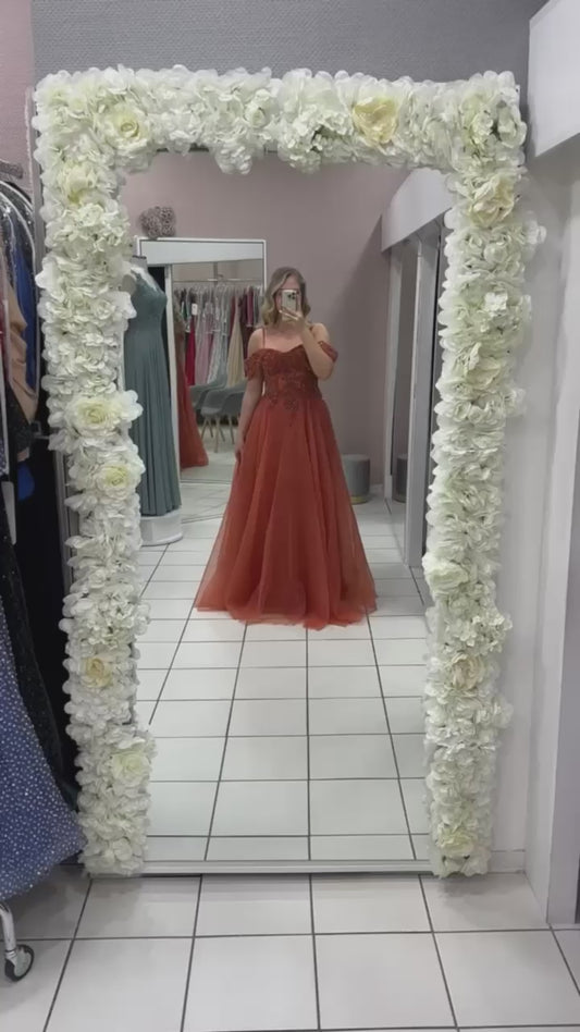 Duenna Dress